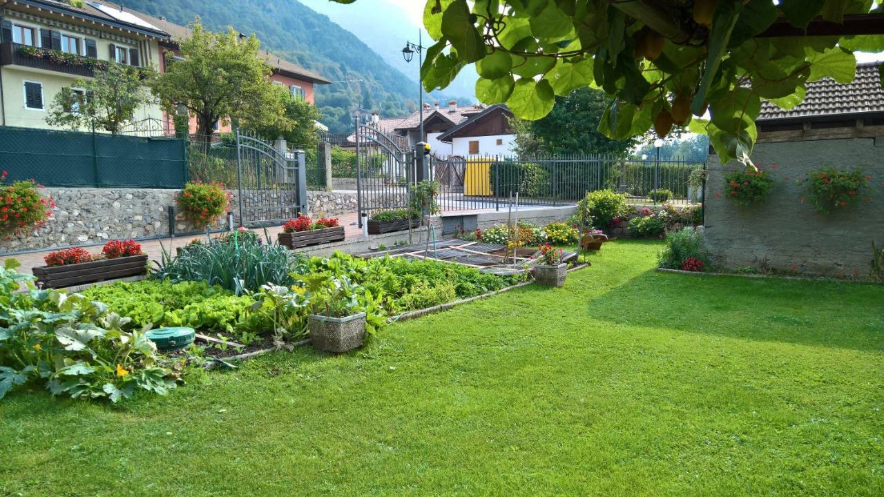 Villa Casa Luca E Cristina à Mezzolago Extérieur photo