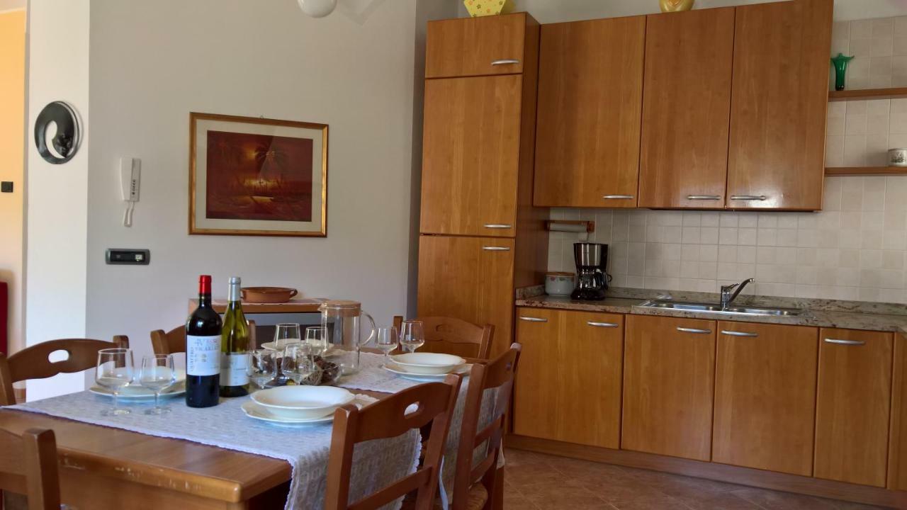 Villa Casa Luca E Cristina à Mezzolago Extérieur photo