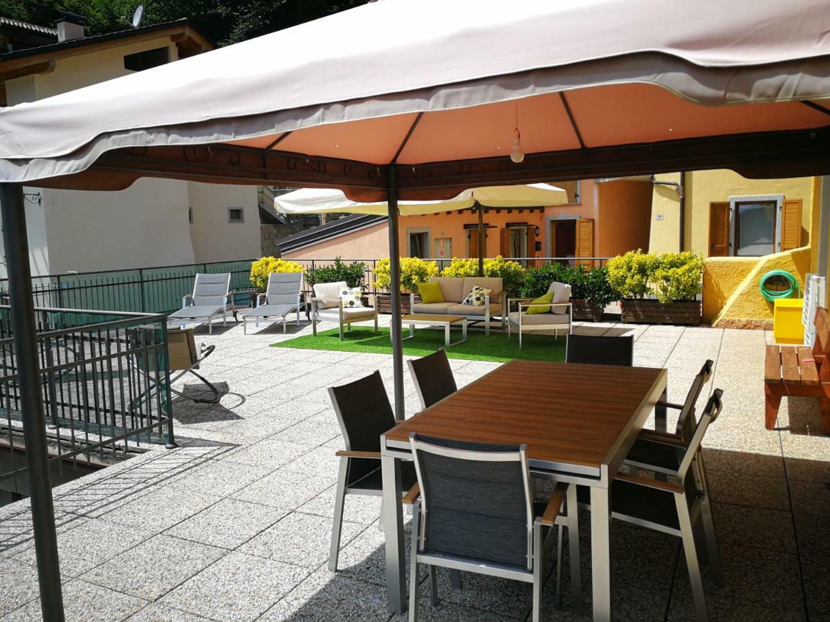 Villa Casa Luca E Cristina à Mezzolago Extérieur photo
