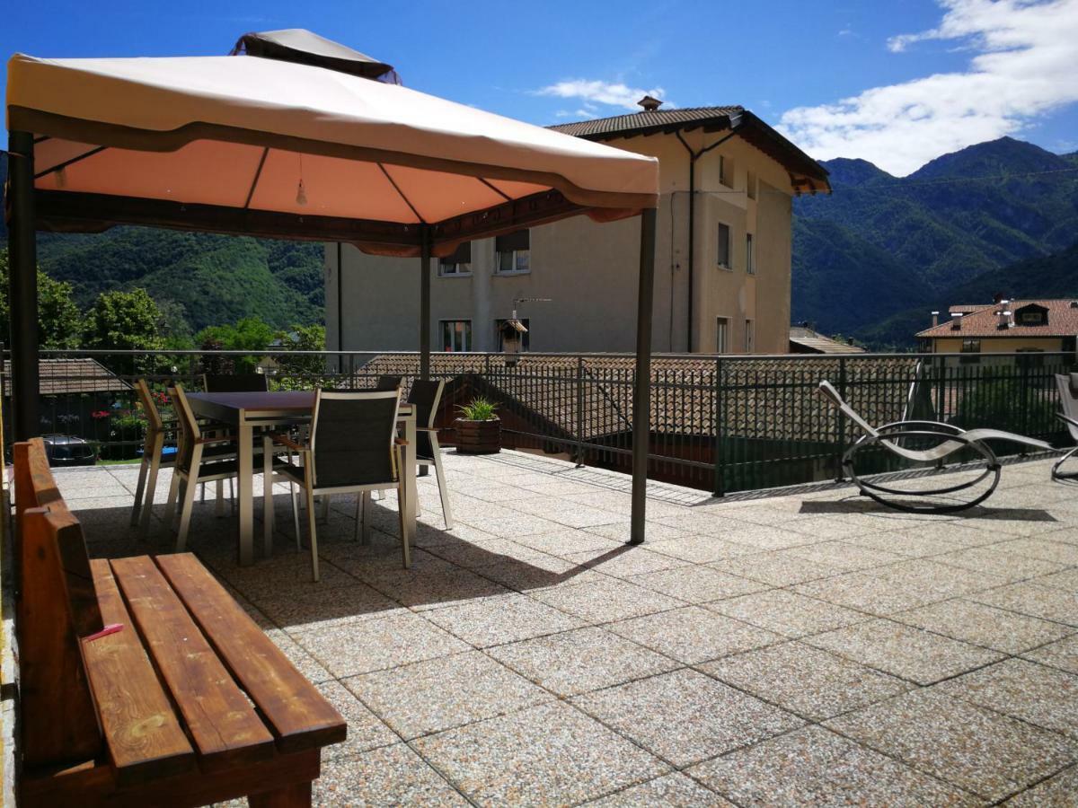Villa Casa Luca E Cristina à Mezzolago Extérieur photo